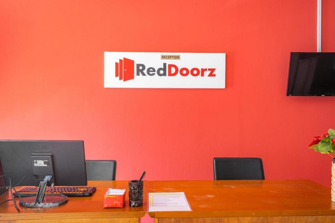 Reddoorz Near Siloam Karawaci 3 Hotel Tangerang Exterior foto