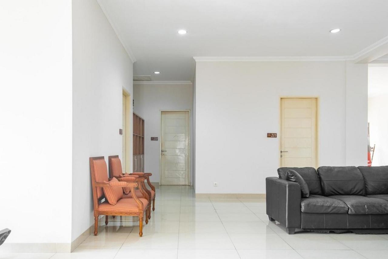 Reddoorz Near Siloam Karawaci 3 Hotel Tangerang Exterior foto