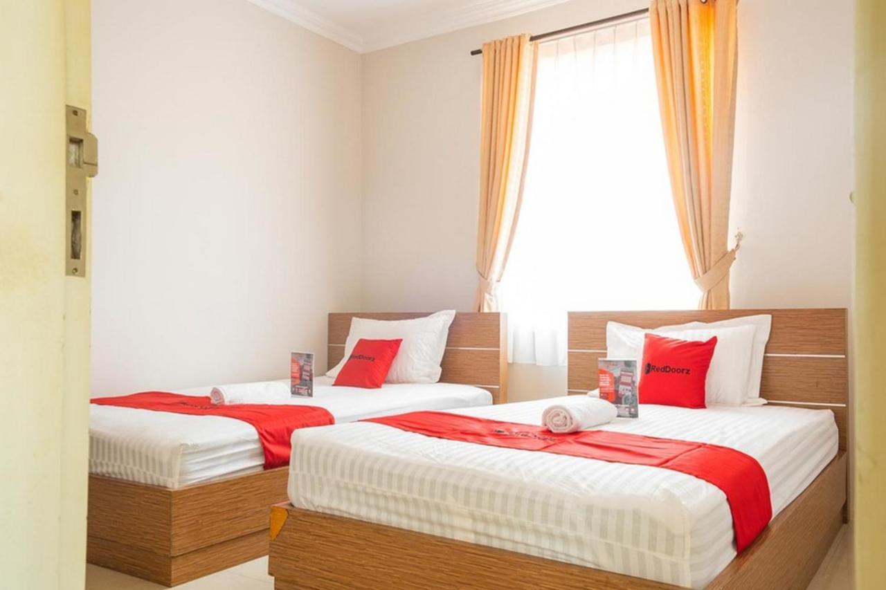 Reddoorz Near Siloam Karawaci 3 Hotel Tangerang Exterior foto